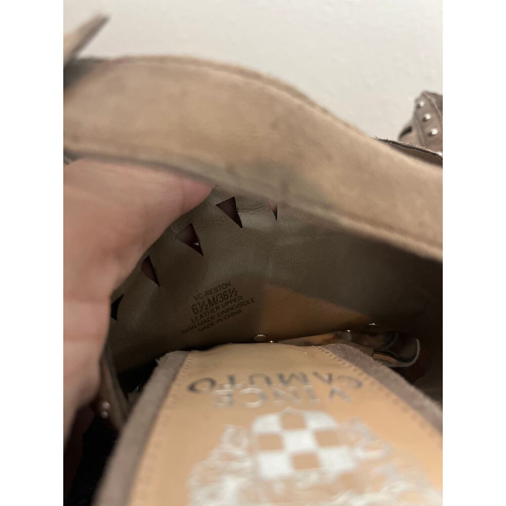 VINCE CAMUTO Reston Tan Studded Block Heel Sandal Size 6.5 - Picture 5 of 6